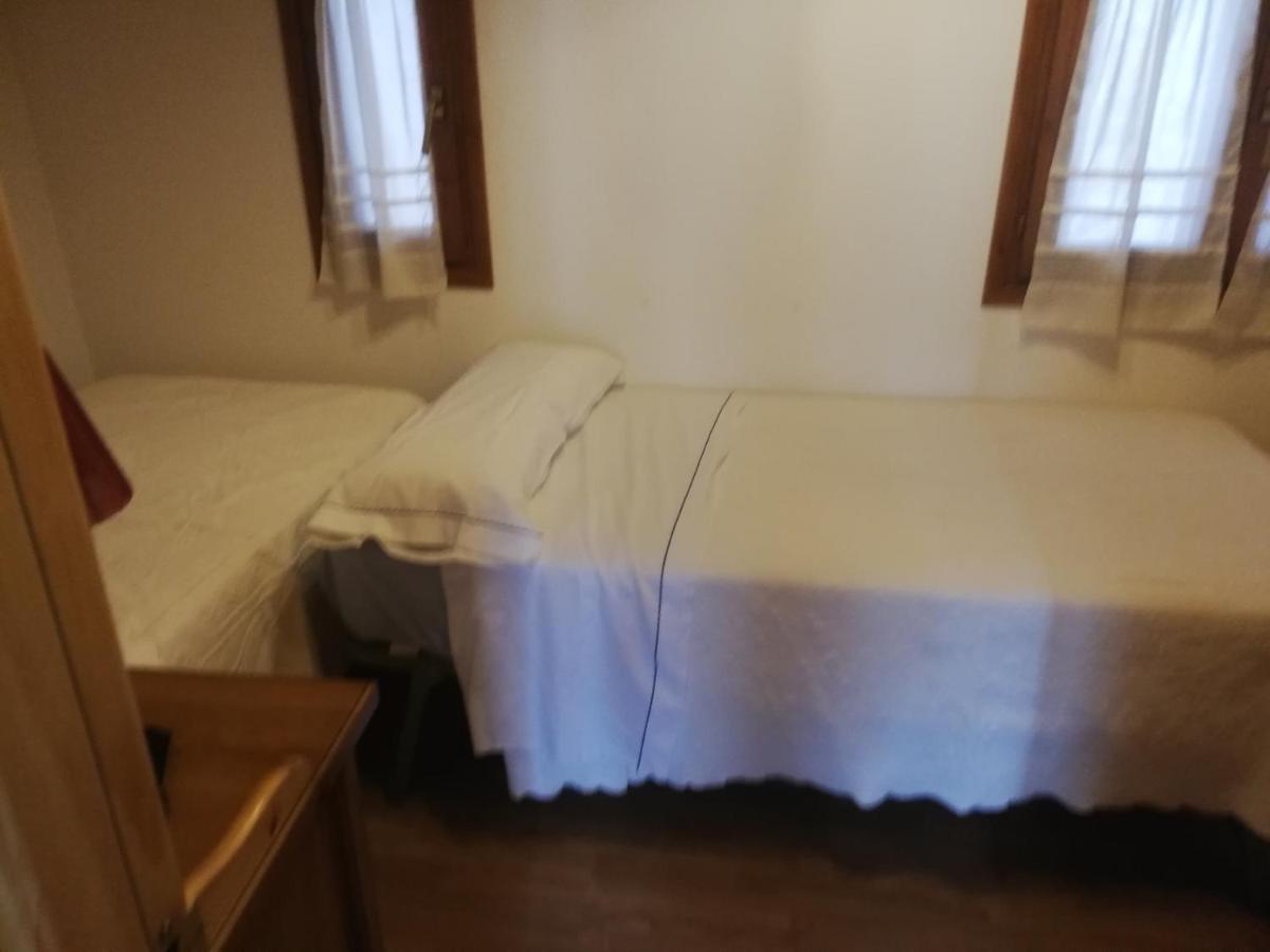 Pequeno Adosado De Montana Con Terraza Villa Villanova Eksteriør billede